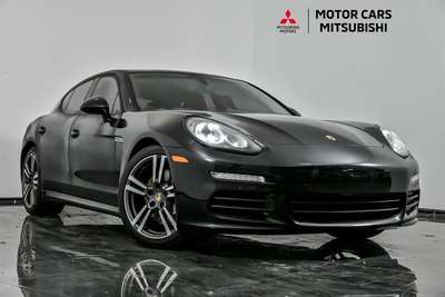 2016 Porsche Panamera Edition