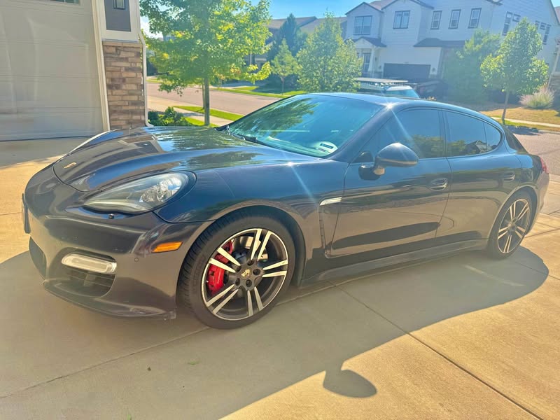 2013 Porsche Panamera - GTS Sedan 4D
