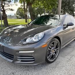 2015 Porsche Panamera