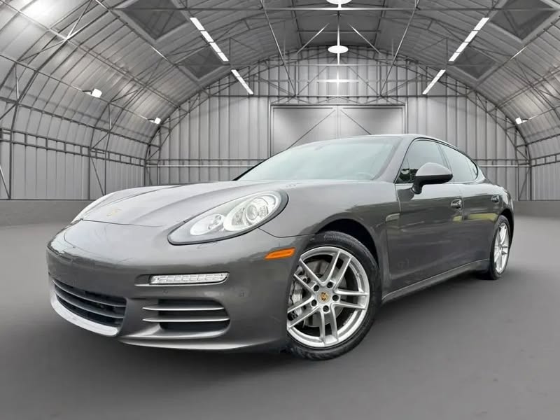 2020 Porsche Panamera