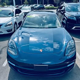 2019 Porsche Panamera 4