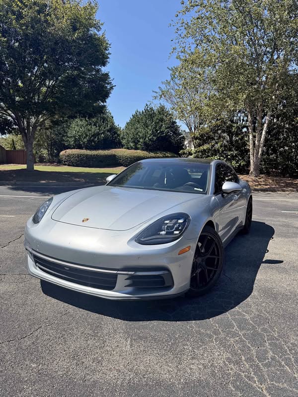 2018 Porsche Panamera - 4 Sedan 4D