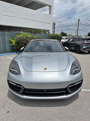 2023 Porsche Panamera - 4 Platinum Edition Sedan 4D