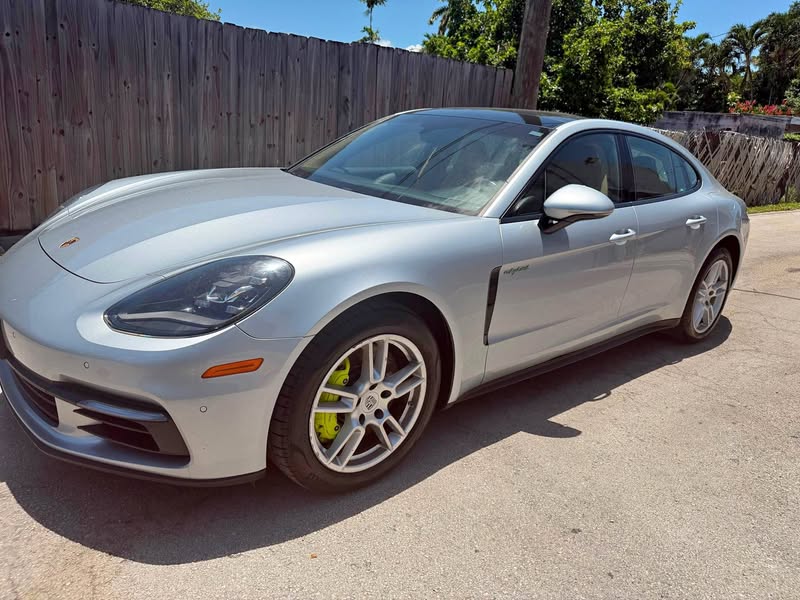 2018 Porsche Panamera - Panamera