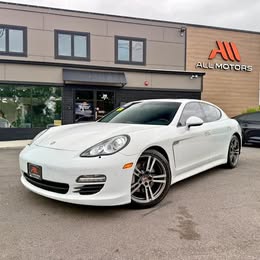 2013 Porsche Panamera 4dr HB S
