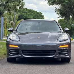 2016  Porsche  2016 Porsche Panamera 4EDITION Sedan