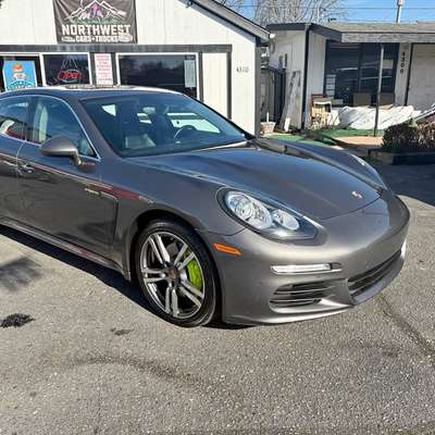 2014 Porsche Panamera - S E-Hybrid Sedan 4D