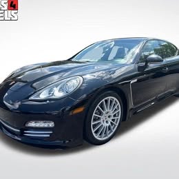 2013 Porsche Panamera 4  99906 Miles