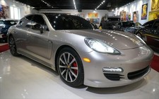 2011 Porsche Panamera 4