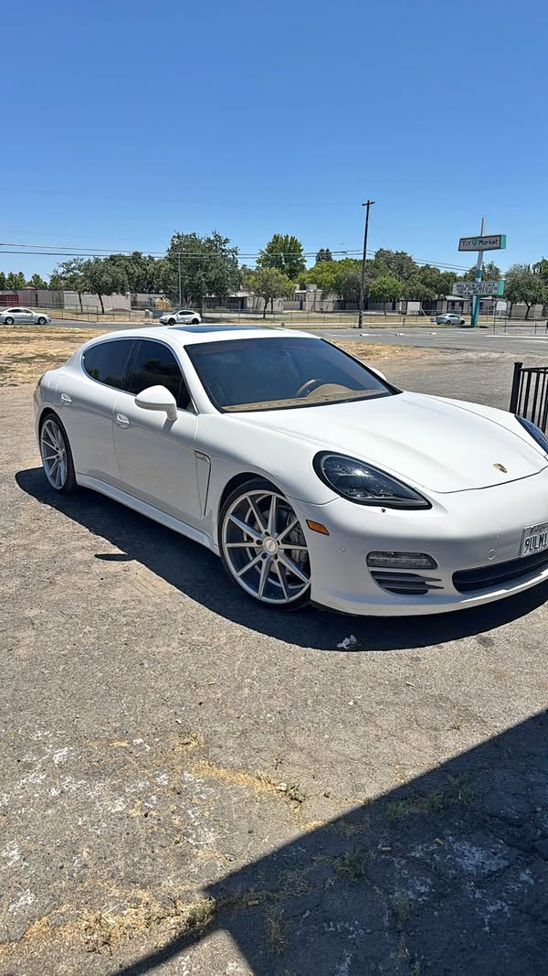 2011 Porsche Panamera - 4S Sedan 4D