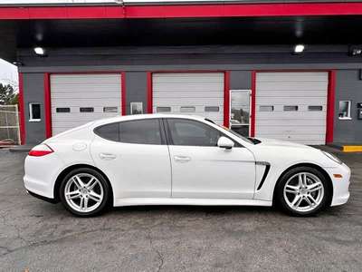 2013 Porsche panamera 4 sedan 4d