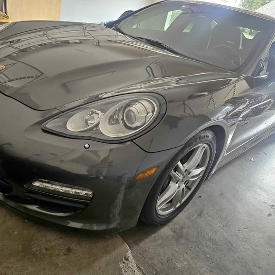 2013 Porsche Panamera - Platinum Edition Sedan 4D