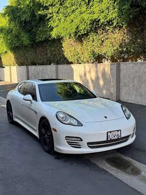 2013 Porsche Panamera - Platinum Edition Sedan 4D
