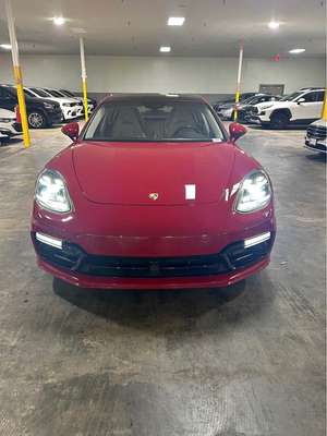 2019 Porsche Panamera - 4 E-Hybrid Sedan 4D