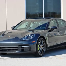2018 Porsche Panamera Panamera