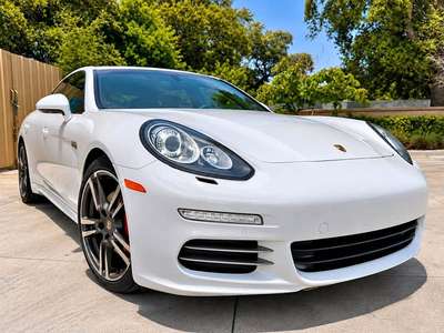 2014 Porsche Panamera