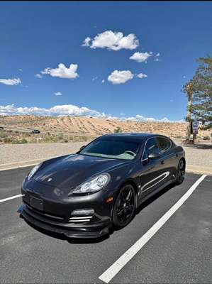 2010 Porsche Panamera - 4s