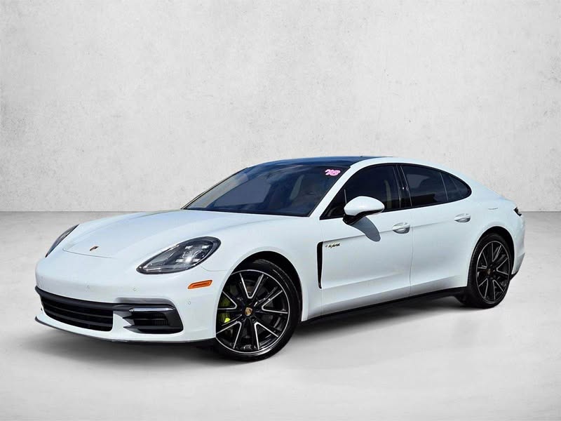 2018 Porsche Panamera - 4 E-Hybrid Sedan 4D