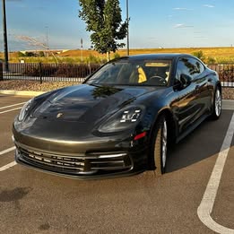 2018 Porsche Panamera Panamera