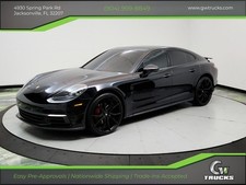 2017 Porsche Panamera 4