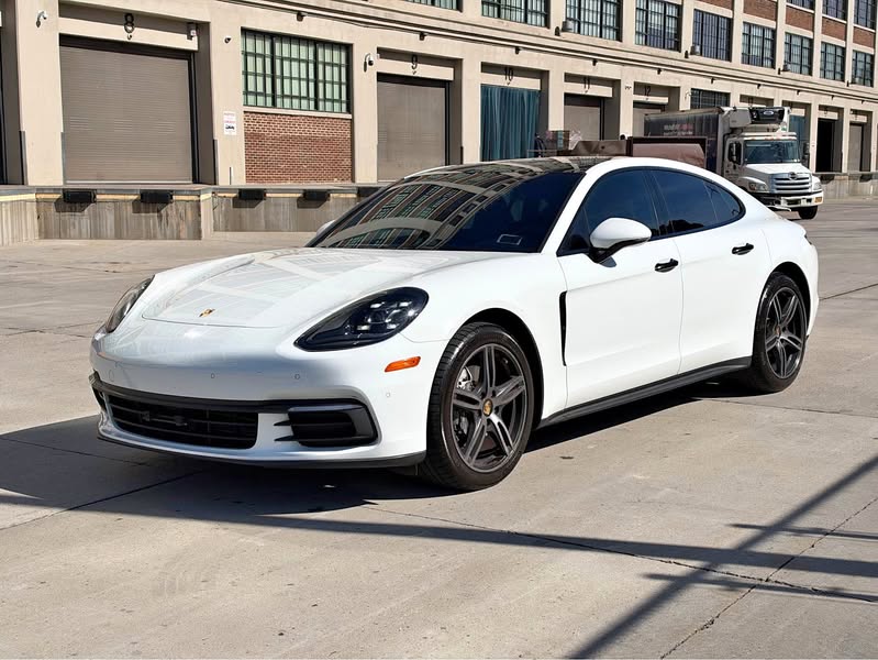 2018 Porsche Panamera - 4 Sedan 4D