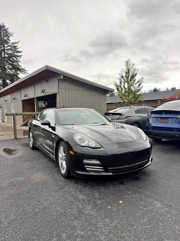 2012 Porsche Panamera - 4S Sport Turismo Sedan 4D