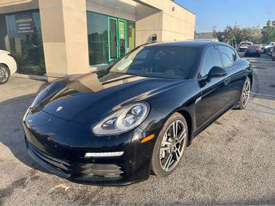 2014 Porsche Panamera - 4