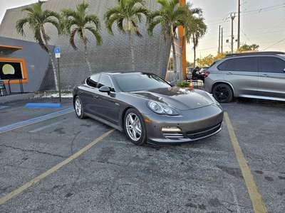 2013 Porsche Panamera - 4S Sport Turismo Sedan 4D