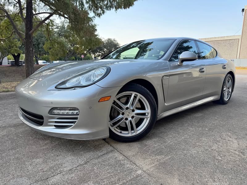 2011 Porsche Panamera - 4 Sedan 4D