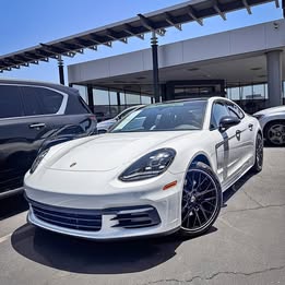 2018 Porsche Panamera 4S