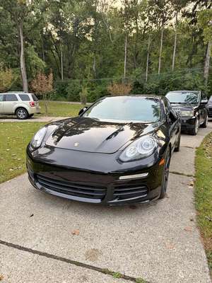 2015 Porsche Panamera - Sedan 4D