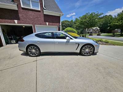 2016 Porsche Panamera - GTS Sedan 4D
