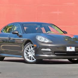 2010 Porsche Panamera 4dr HB S