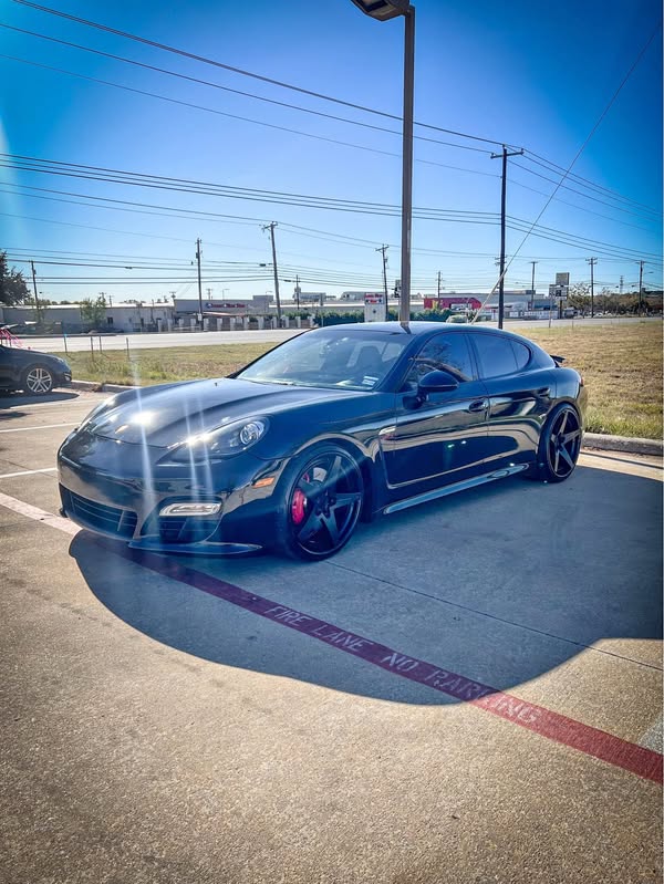 2013 Porsche Panamera - GTS Sedan 4D