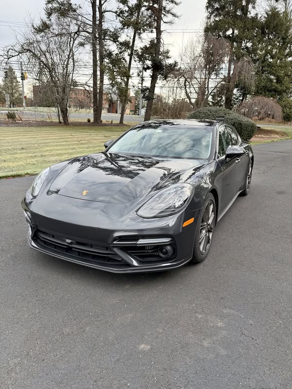 2018 Porsche Panamera Turbo