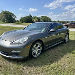 2013 Porsche Panamera 4S