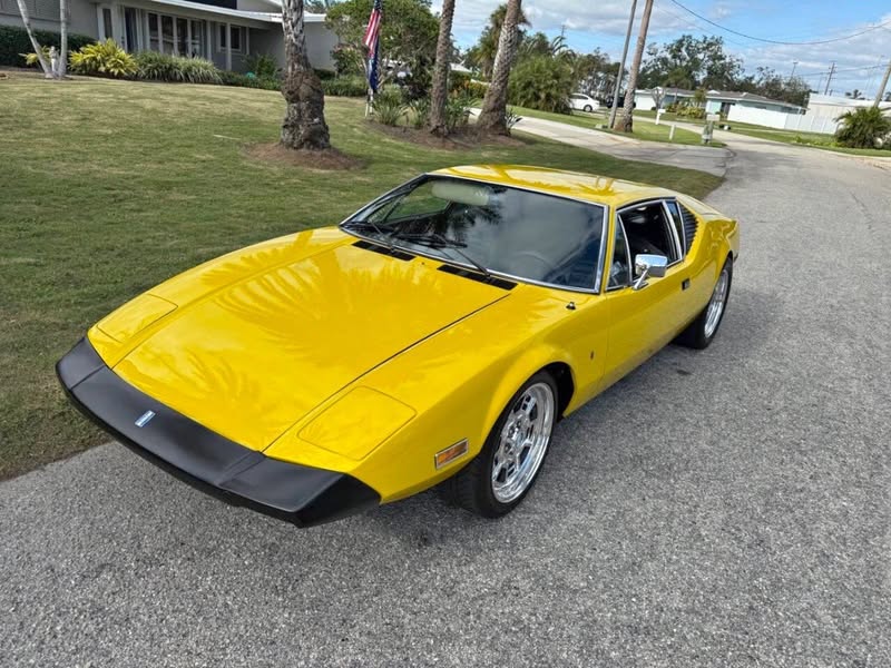 1974 DeTomaso Pantera
