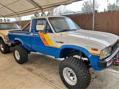 1982 Toyota Pickup 4x4 - SR5