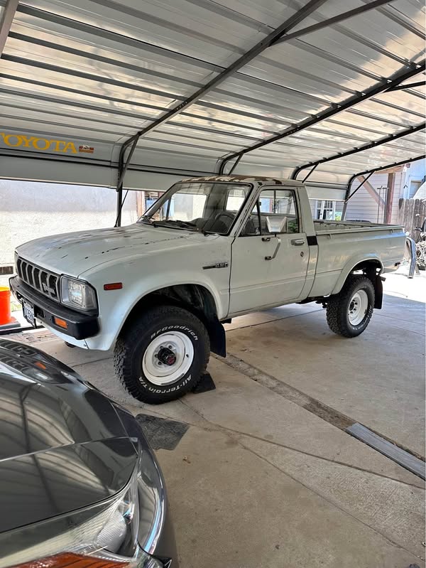 1983 Toyota Pickup - Pickup