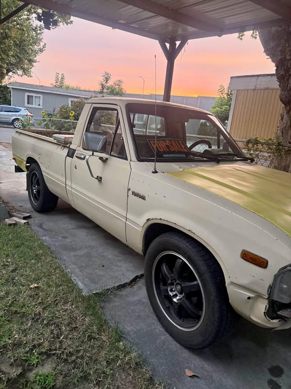 1983 Toyota Regular Cab - Pickup