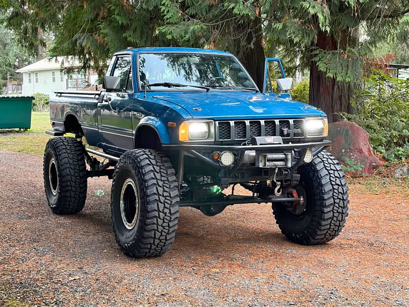 1980 Toyota 4bt cummins pickup