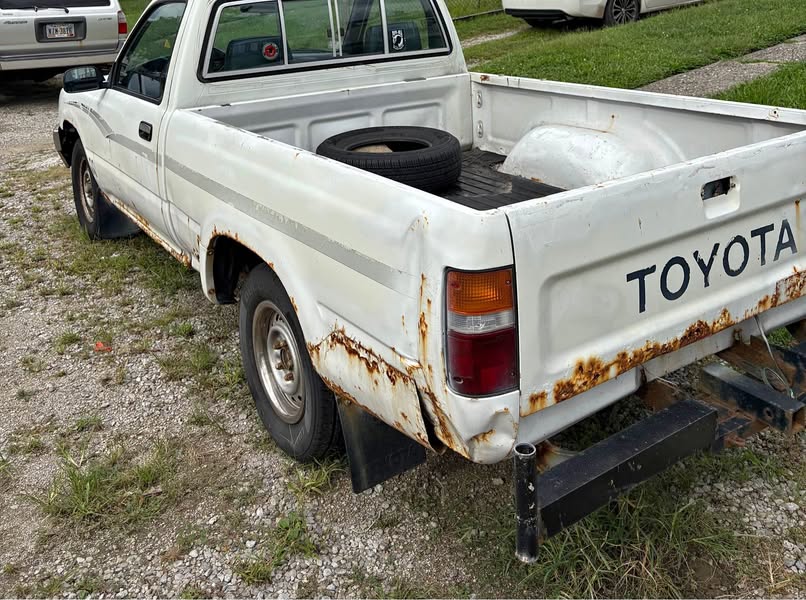 1991 Toyota pickup