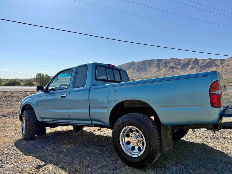 1995 Toyota Xtra Cab - Delxue Pickup