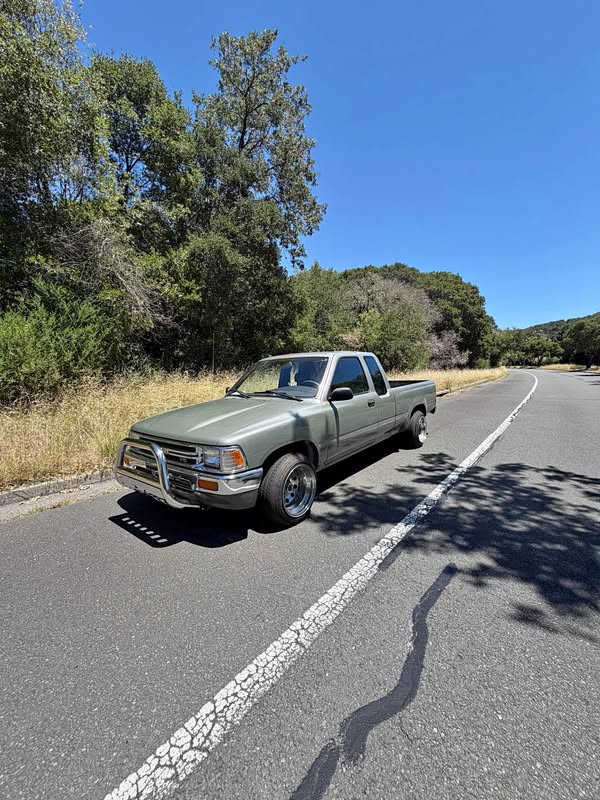 1992 Toyota Pickup  - Extra cab