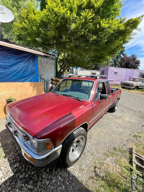 1989 Toyota Pickup - Truck