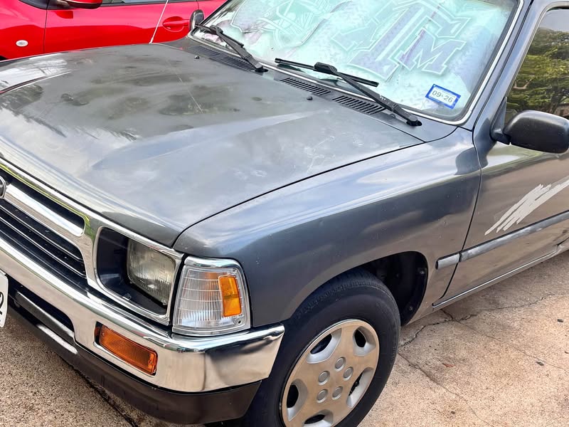 1993 Toyota Xtra Cab - DX Pickup