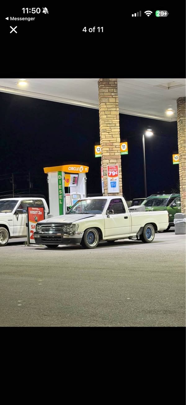1992 Toyota pickup - 2D