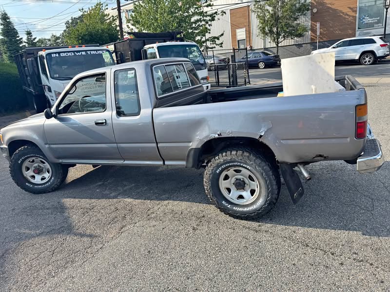 1991 Toyota Xtra Cab - Delxue Pickup
