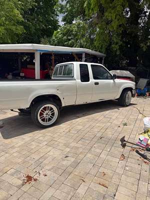 1990 Toyota pickup extra cab