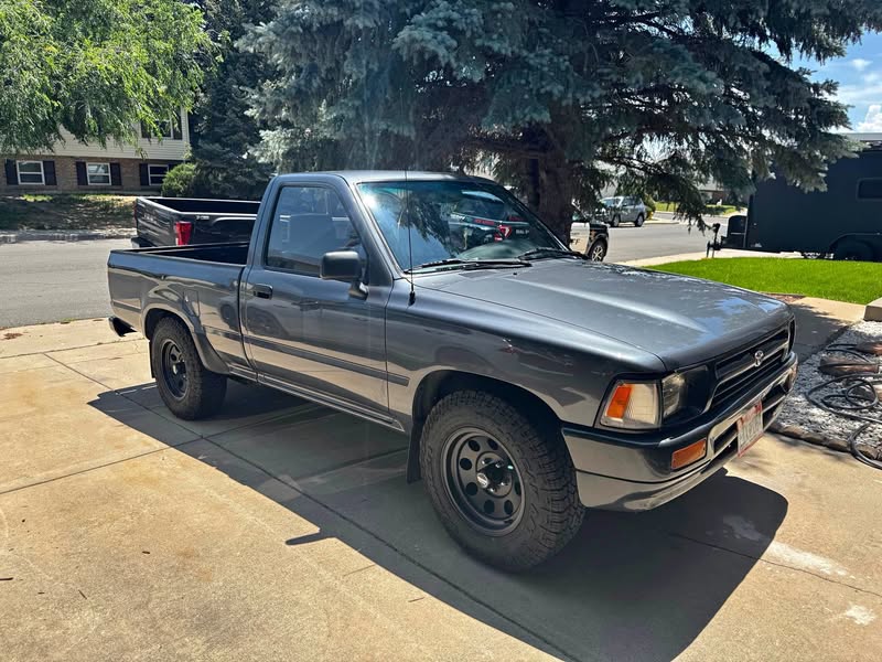 1993 Toyota pickup - Base